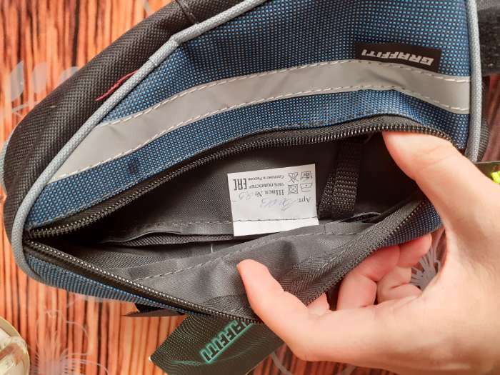 Фотография покупателя товара Велосумка под раму Graffiti-МАСТЕР, малая, цвет оранжевый - Фото 3