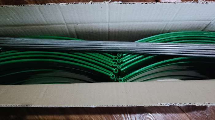 Фотография покупателя товара Клумба пластиковая, 15 × 540 см, 18 секций, зелёная, «Конструктор» - Фото 6