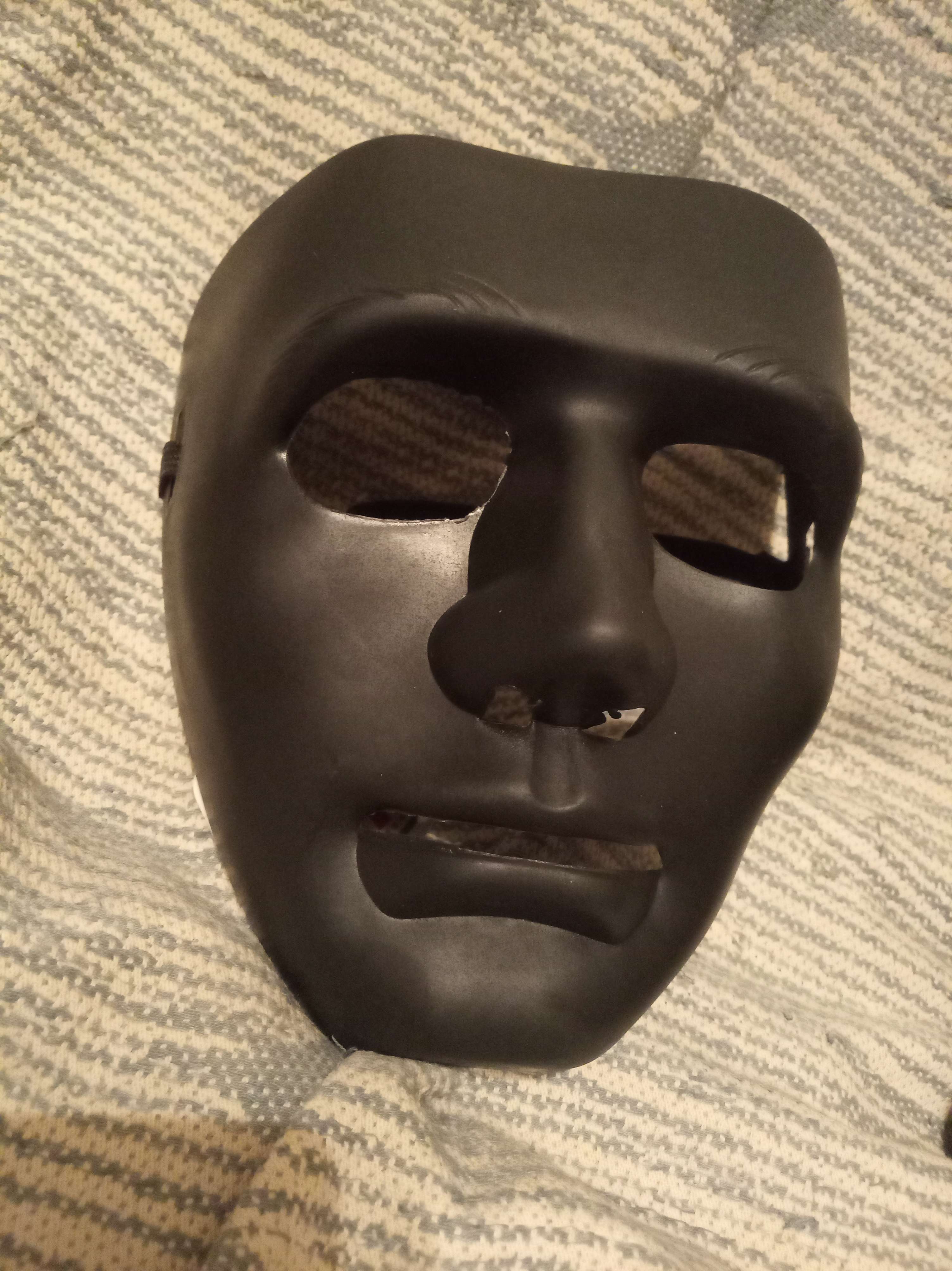 Фотография покупателя товара Карнавальная маска «Лицо», 19х16 см, цвет чёрный