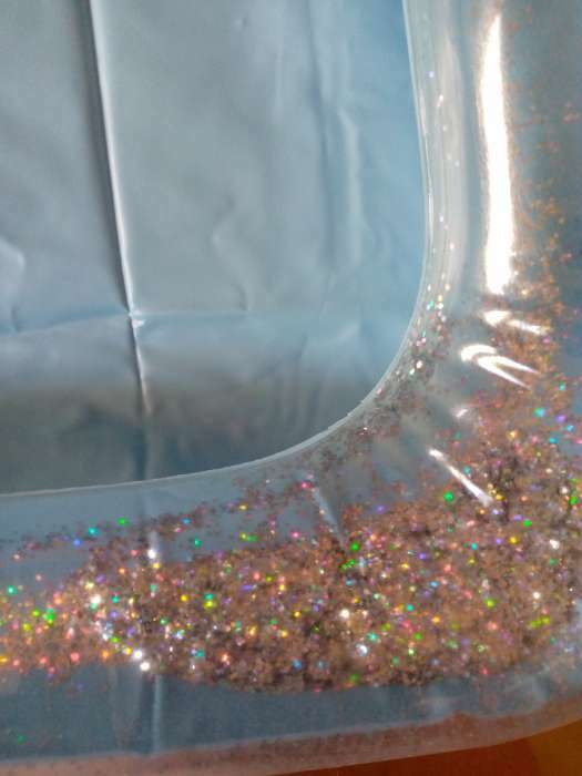 Фотография покупателя товара Надувная песочница с блёстками, 60х45 см, цвет голубой - Фото 5