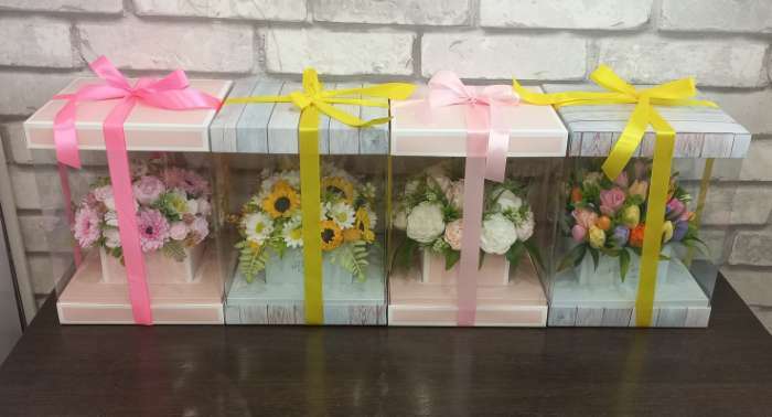 Фотография покупателя товара Коробка подарочная для цветов с вазой и PVC окнами складная, упаковка, Follow Your Dreams, 23 х 30 х 23 см - Фото 5