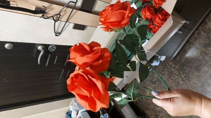 Фотография покупателя товара Цветы искусственные "Роза Глория" 9х60 см, красный - Фото 3