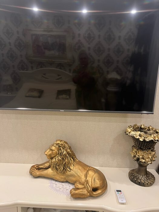 Фотография покупателя товара Фигура "Лев на отдыхе" левый, золото, 70х35х25см - Фото 3