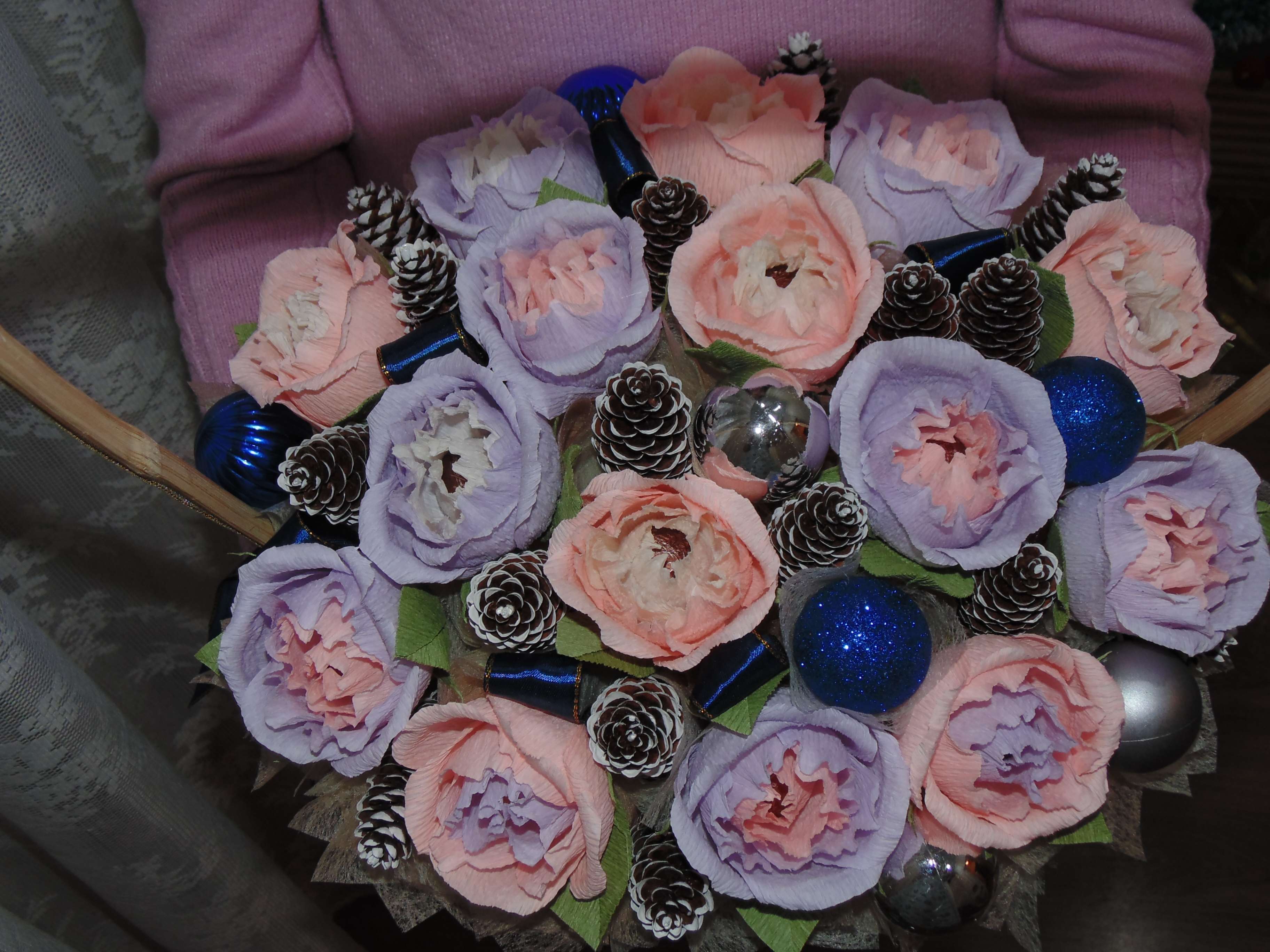 Фотография покупателя товара Бумага для упаковок и поделок, гофрированная, светлая, персиковая (камелия), розовая, рулон 1шт., 0,5 х 2,5 м - Фото 1