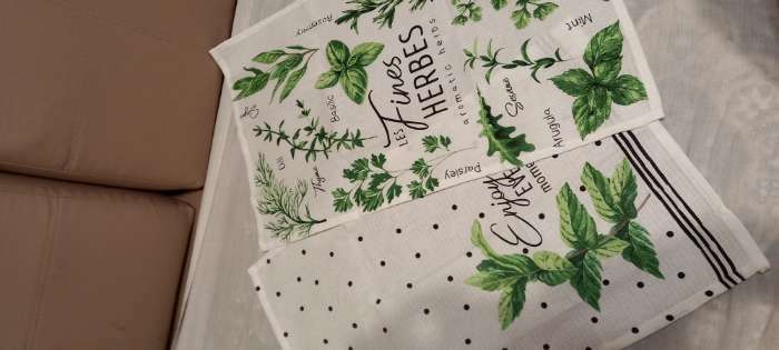 Фотография покупателя товара Набор кухонных полотенец Доляна Fines herbes, 35×60 см-2 шт., 100% хлопок - Фото 7