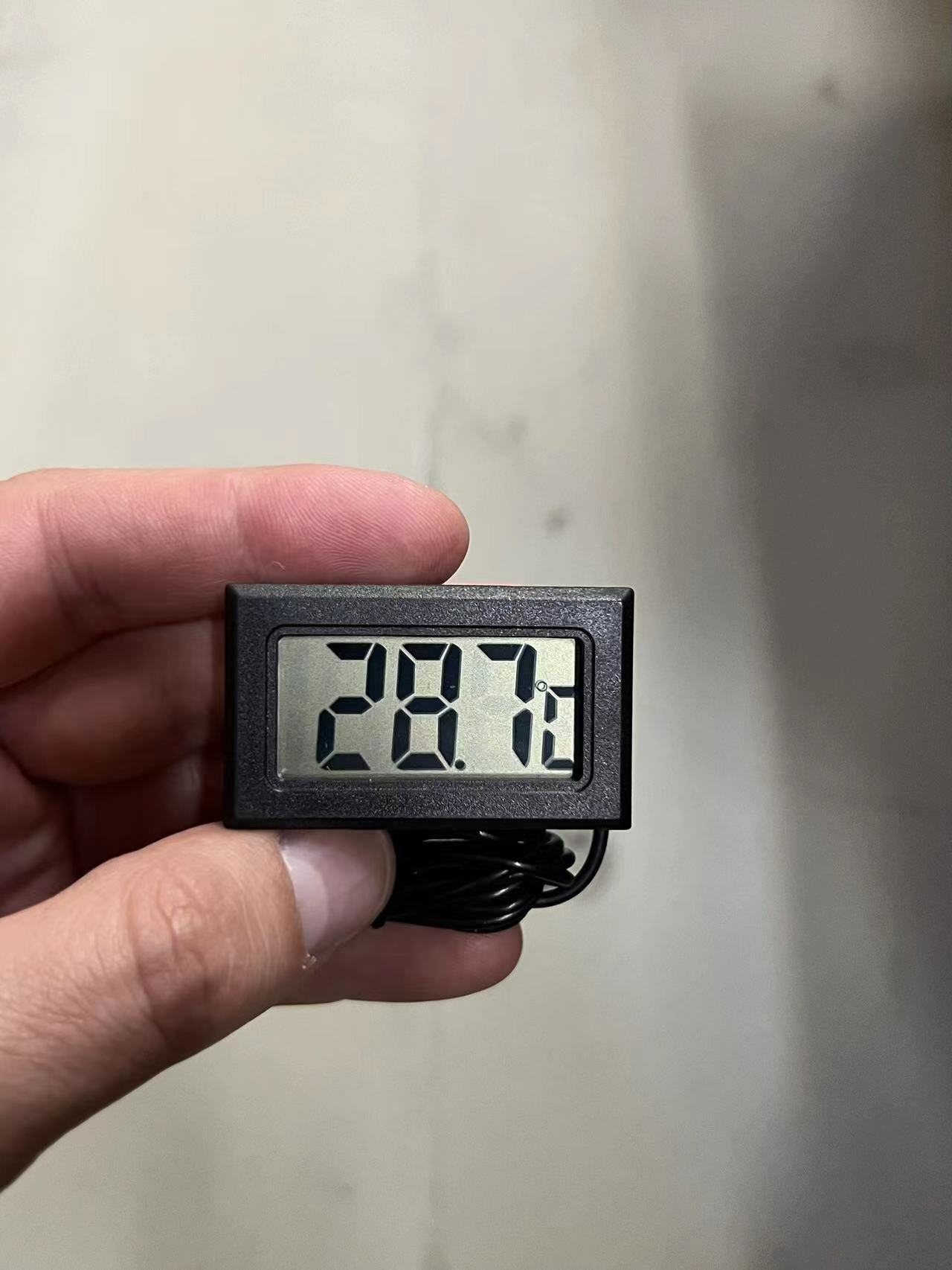 Фотография покупателя товара Термометр цифровой, ЖК-экран, провод 1 м - Фото 3