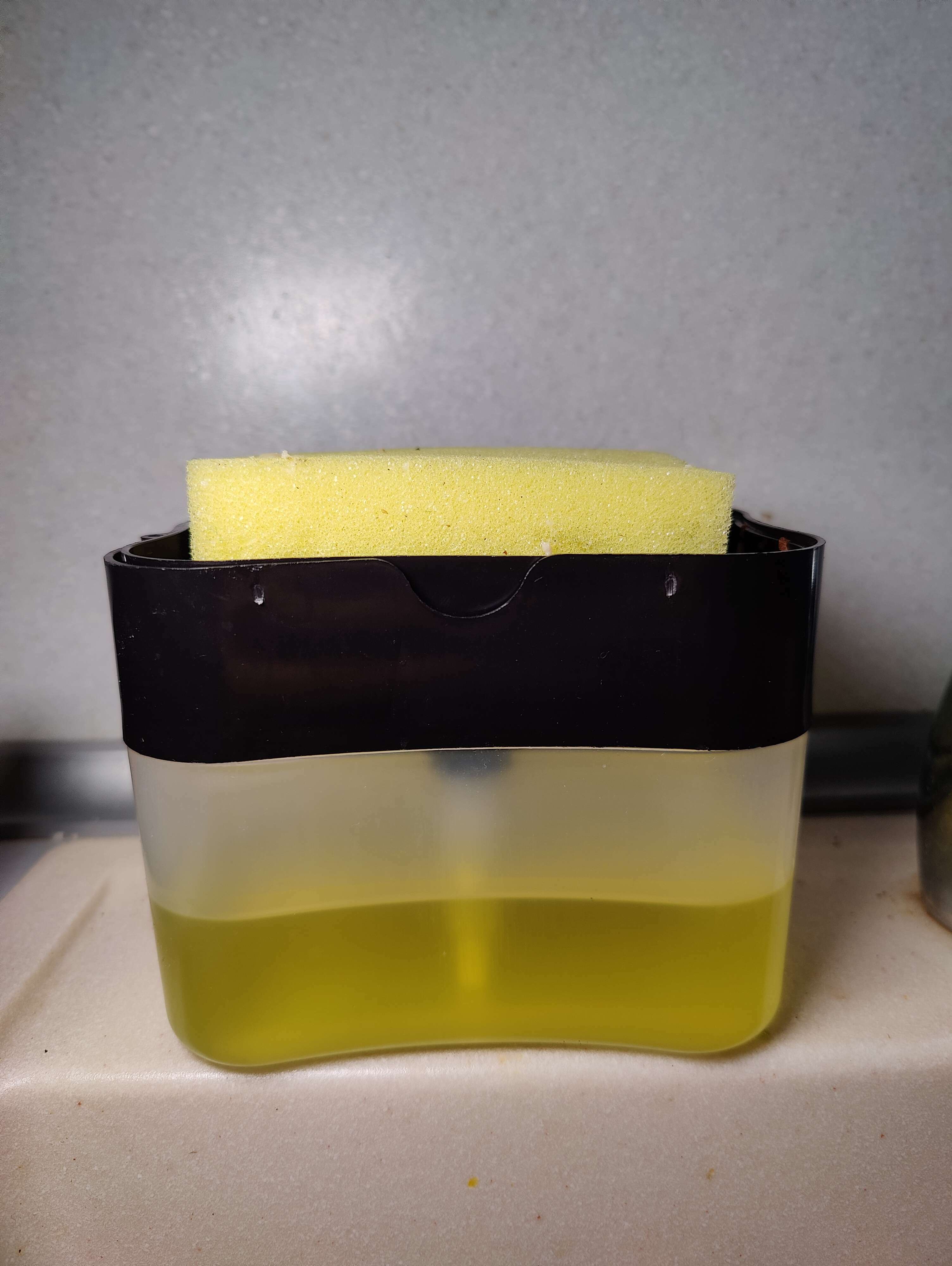 Фотография покупателя товара Дозатор для моющего средства с подставкой для губки Доляна, губка в комплекте, 385 мл, цвет чёрный