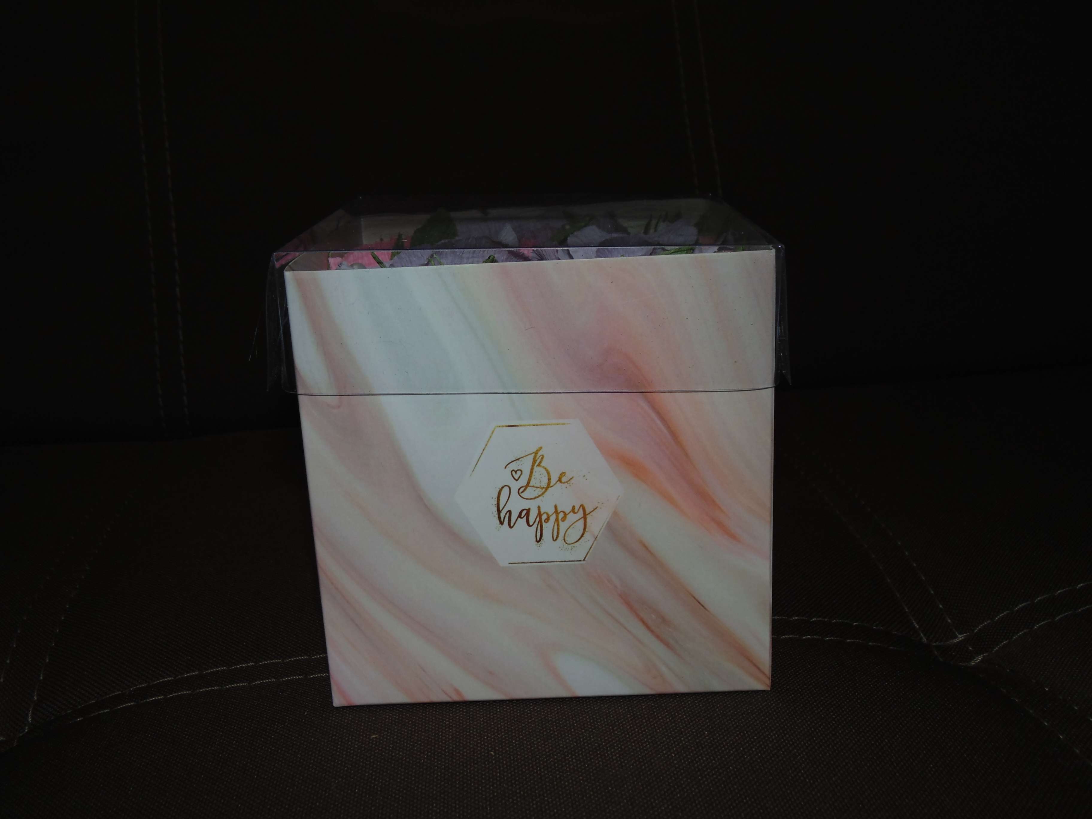 Фотография покупателя товара Коробка подарочная для цветов с PVC крышкой, упаковка, «Be happy», 12 х 12 х 12 см - Фото 3