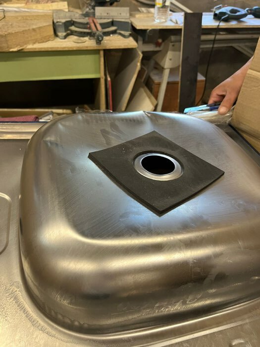 Фотография покупателя товара Мойка кухонная "Владикс", накладная, без сифона, 60х60 см, левая, нержавеющая сталь 0.4 мм
