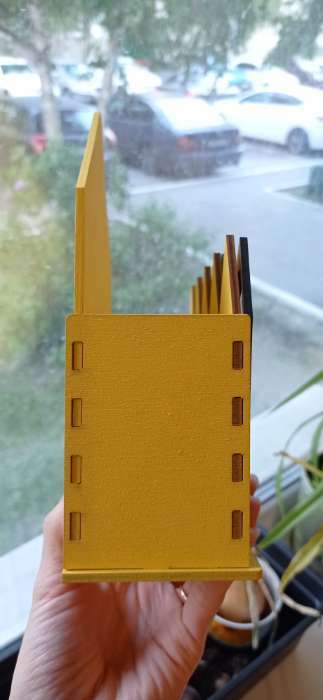Фотография покупателя товара Кашпо деревянное 18×7×20.4 см Конверт "Карандаши", жёлтый