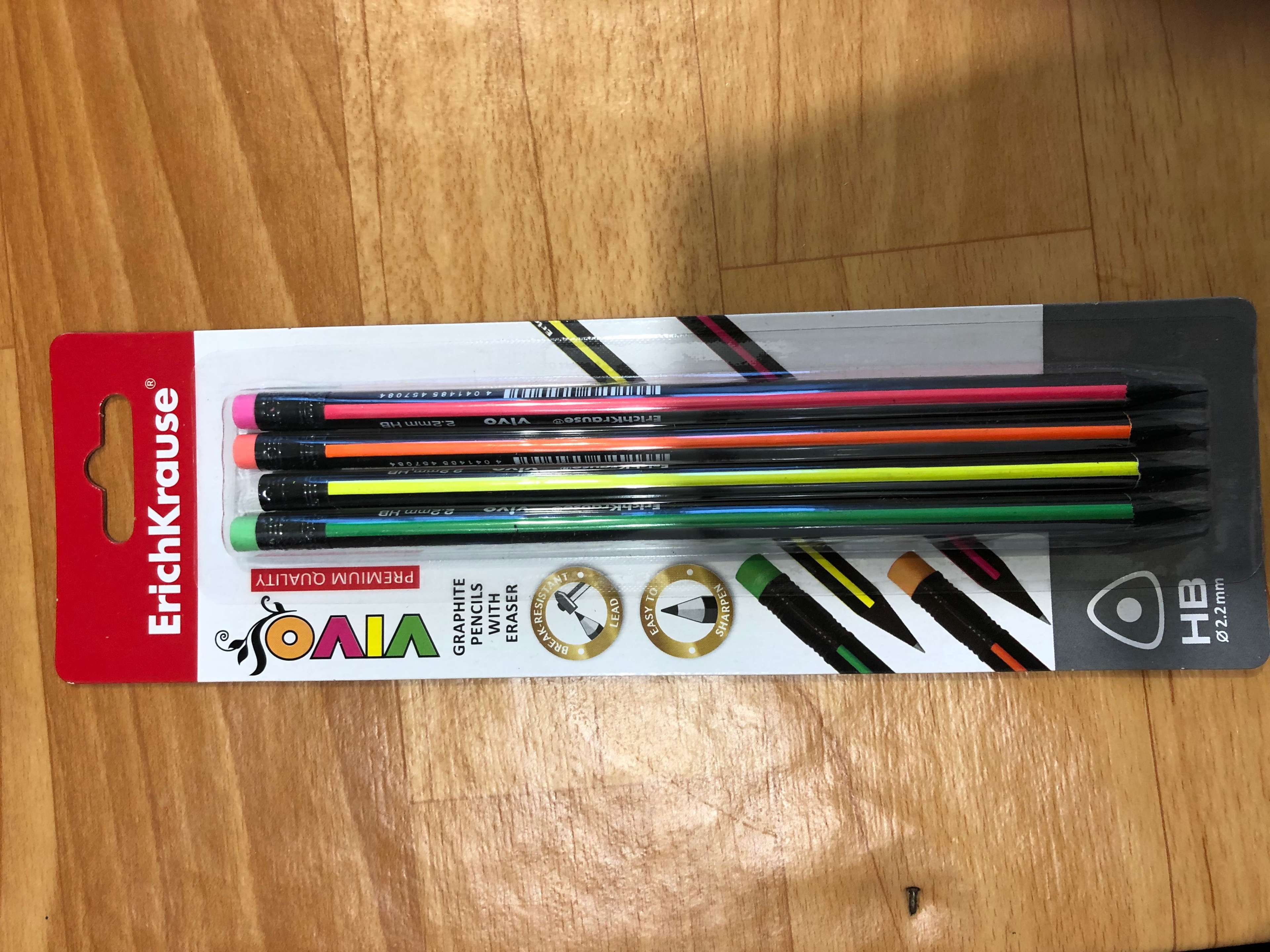 Фотография покупателя товара Набор карандашей чернографитных НВ, ErichKrause Vivo, трёхгранные, с ластиком, блистер - Фото 2