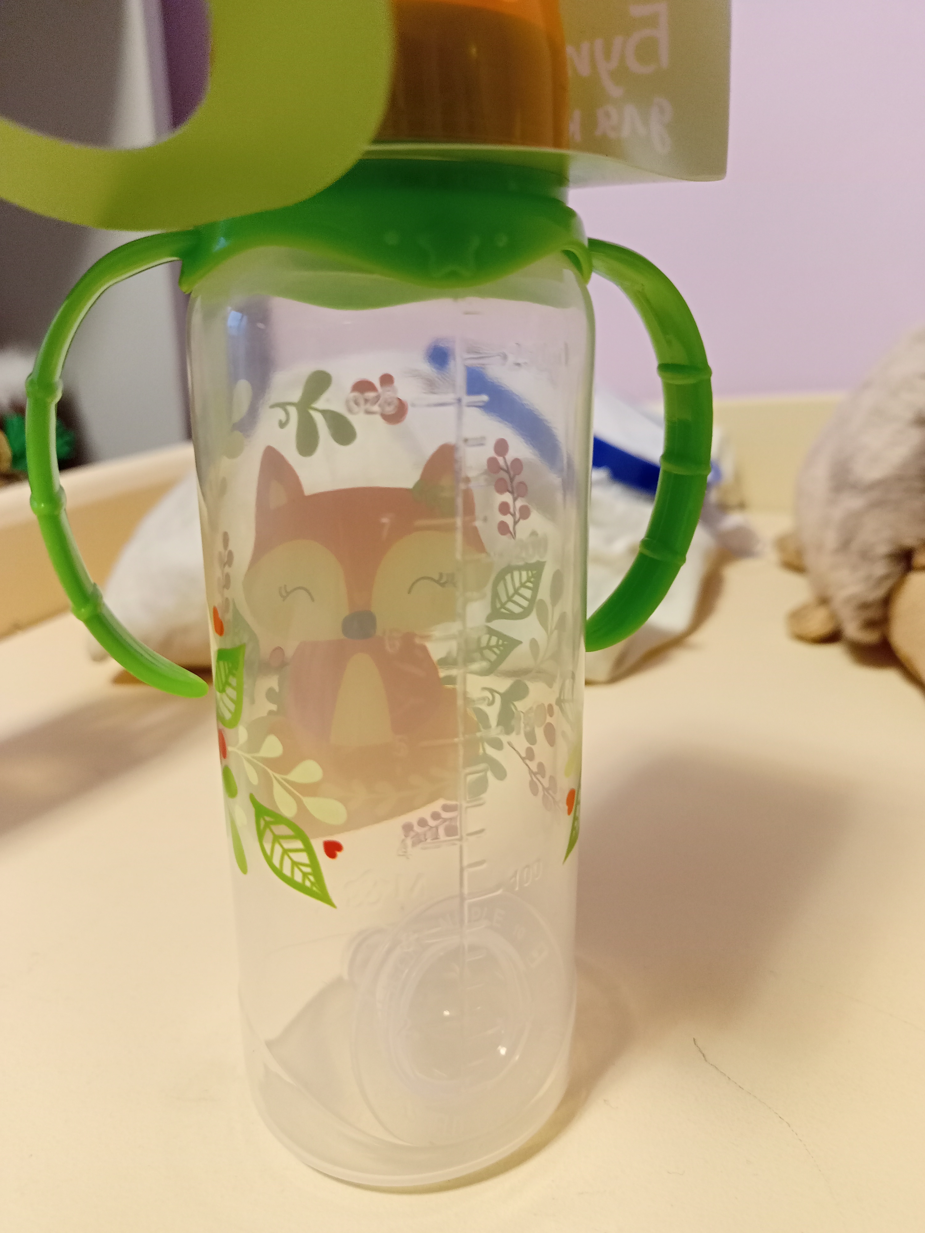 Фотография покупателя товара Бутылочка для кормления «Лесная сказка», классическое горло, с ручками, 250 мл., от 0 мес., цвет зелёный - Фото 2