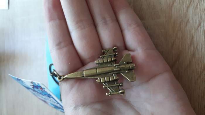 Фотография покупателя товара Брелок металлический «Защитник Отечества», самолет, 3,5 х 5 см