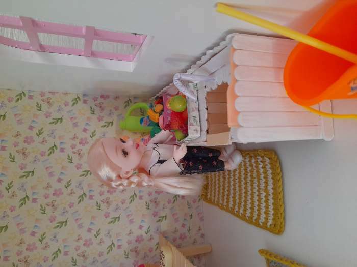 Фотография покупателя товара Кукла модная шарнирная «Мира» с аксессуаром - Фото 2