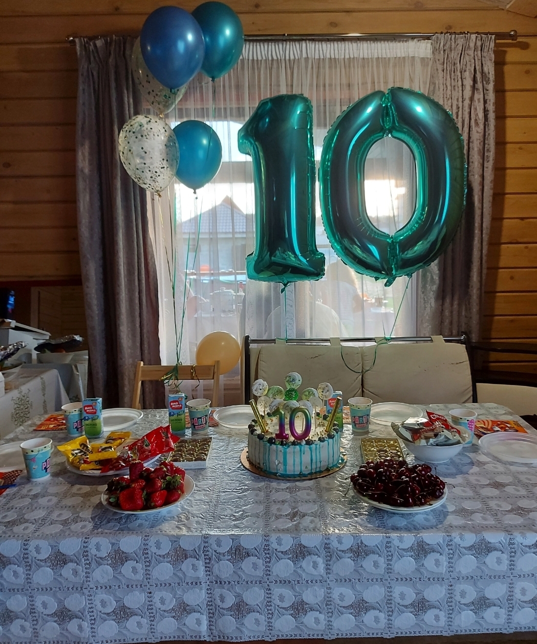 Фотография покупателя товара Свеча в торт на день рождения «Конфетти», цифра "7" , ГИГАНТ, 9 см - Фото 86