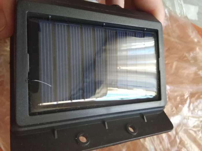Фотография покупателя товара Садовый светильник на солнечной батарее с датчиком движения, накладной, 9.5 × 13 × 5 см, COB LED, свечение белое - Фото 2
