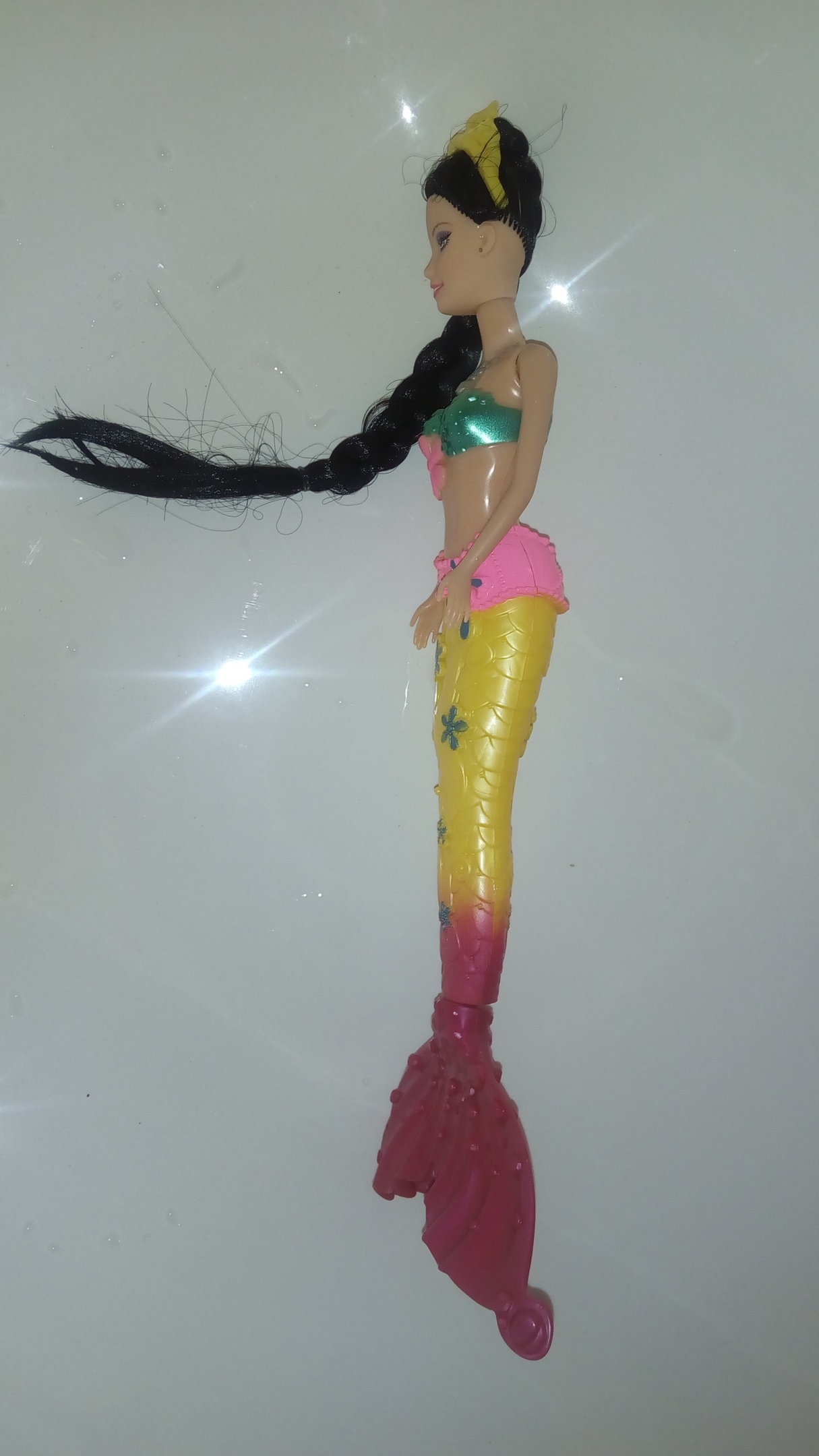 Фотография покупателя товара Кукла русалочка "Джесс" с длинными волосами и аксессуарами, МИКС - Фото 3