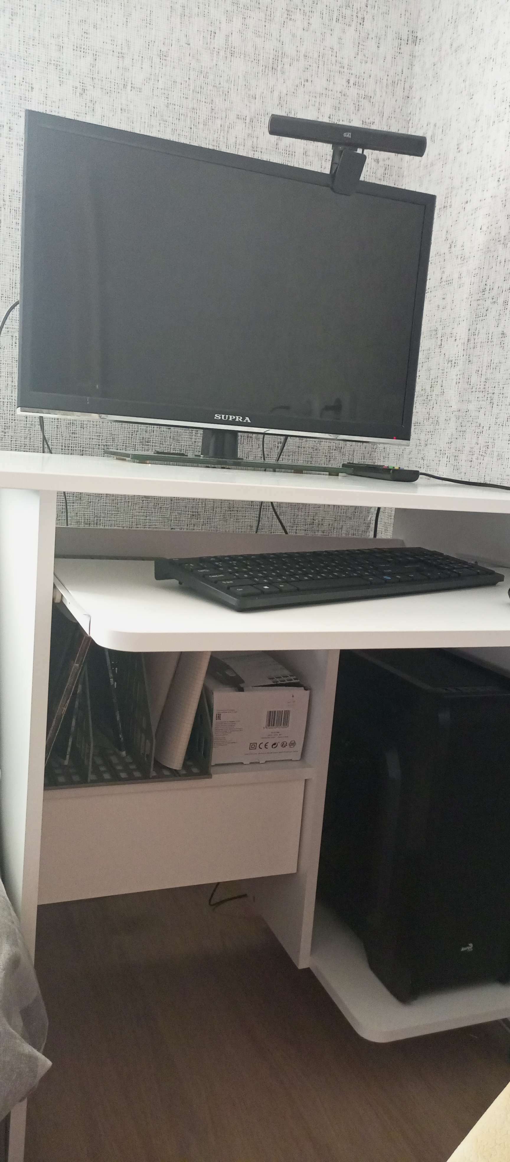 Фотография покупателя товара Компьютерный стол, 800 × 600 × 795 мм, цвет венге - Фото 1