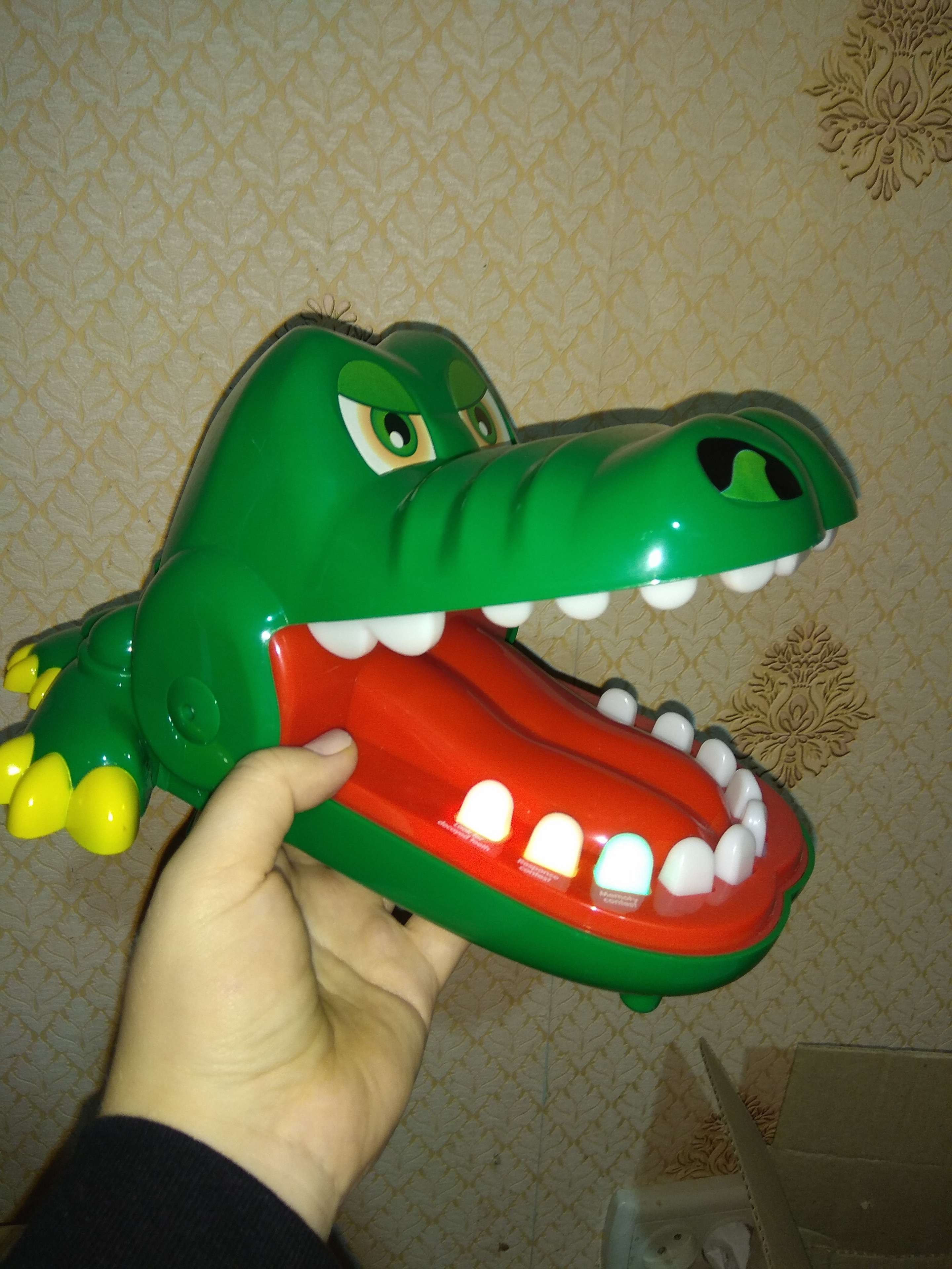 Фотография покупателя товара Настольная игра на ловкость и реакцию «Быстрее крокодила» - Фото 1