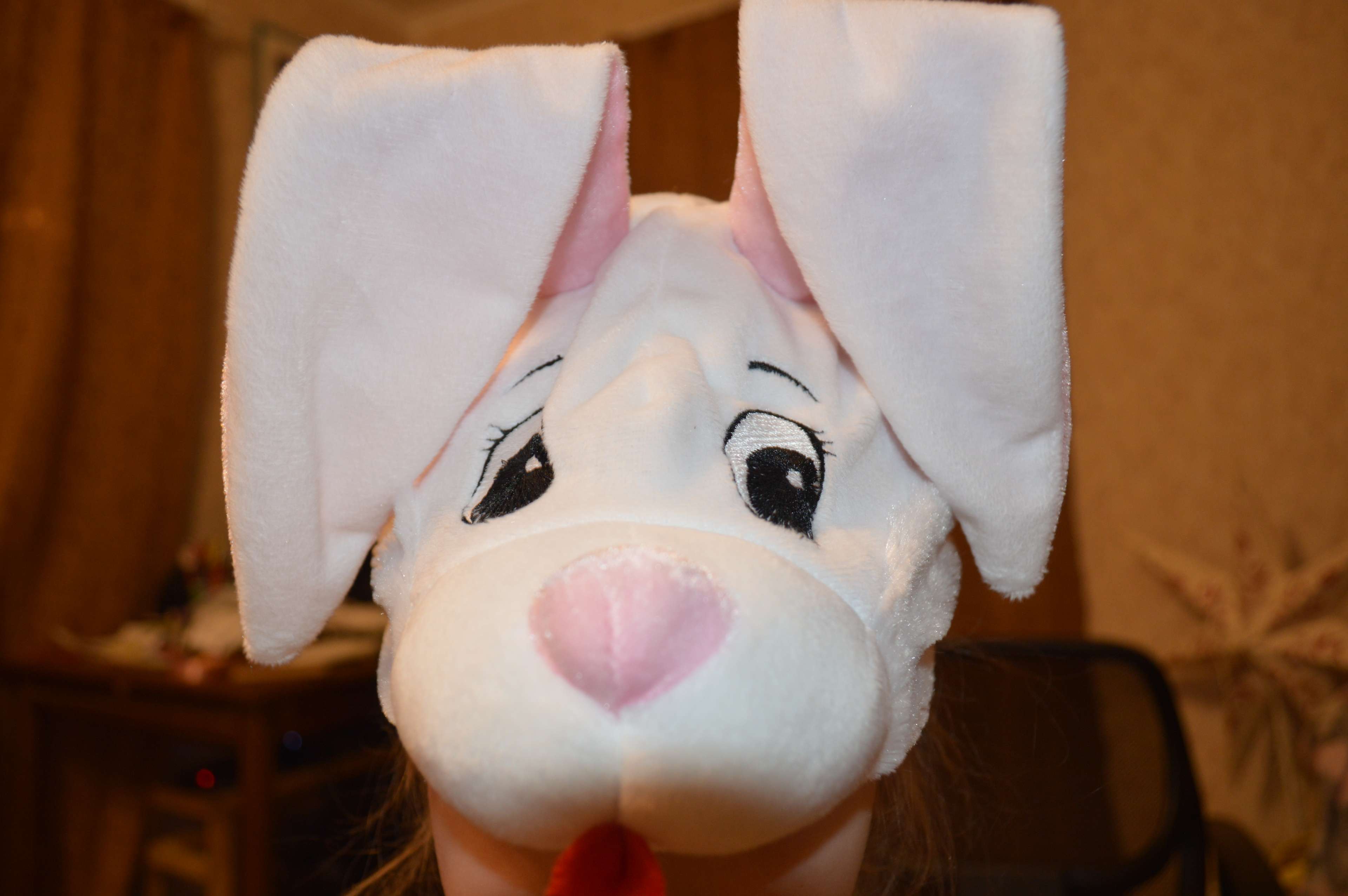 Фотография покупателя товара Карнавальная шапка "Зайчонок" белый  обхват головы 52-57см - Фото 1