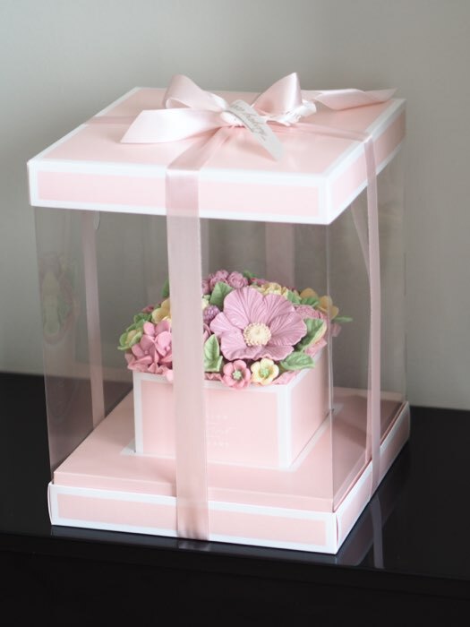 Фотография покупателя товара Коробка подарочная для цветов с вазой и PVC окнами складная, упаковка, Follow Your Dreams, 23 х 30 х 23 см - Фото 7
