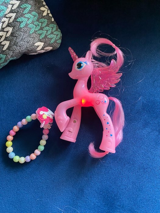 Фотография покупателя товара Игрушка-сюрприз «Чудо-пони» с браслетом, МИКС - Фото 3