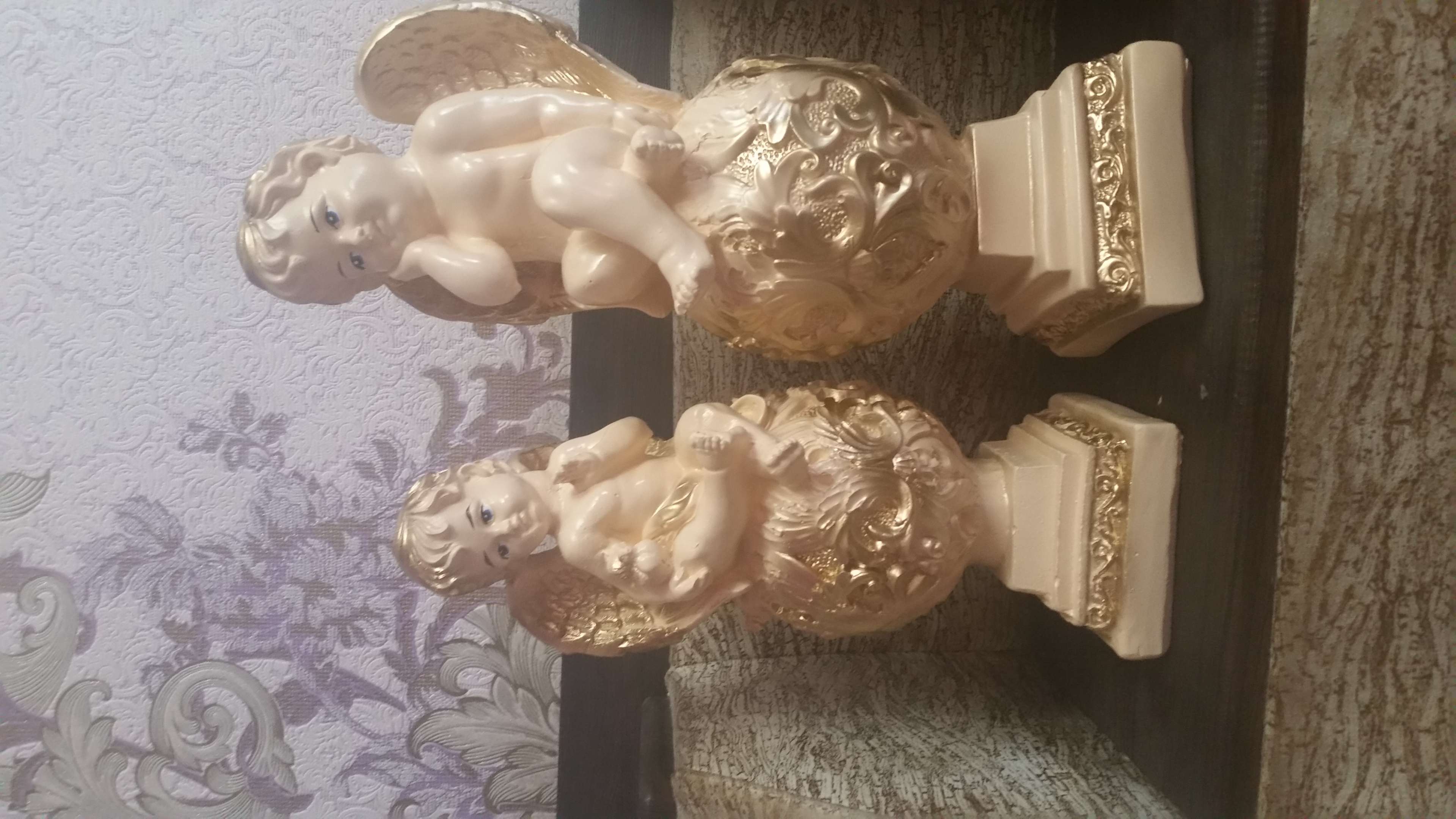 Фотография покупателя товара Статуэтка "Ангел на шаре" с узором, бело-золотая, гипс, 35 см - Фото 2