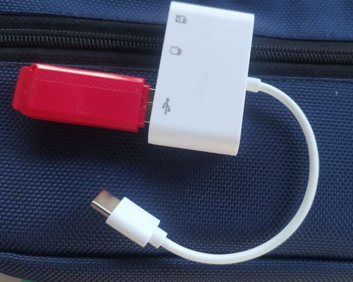 Фотография покупателя товара Картридер-OTG LuazON LNCR-099, адаптер MicroUSB, разъемы USB, microSD, SD, белый - Фото 1