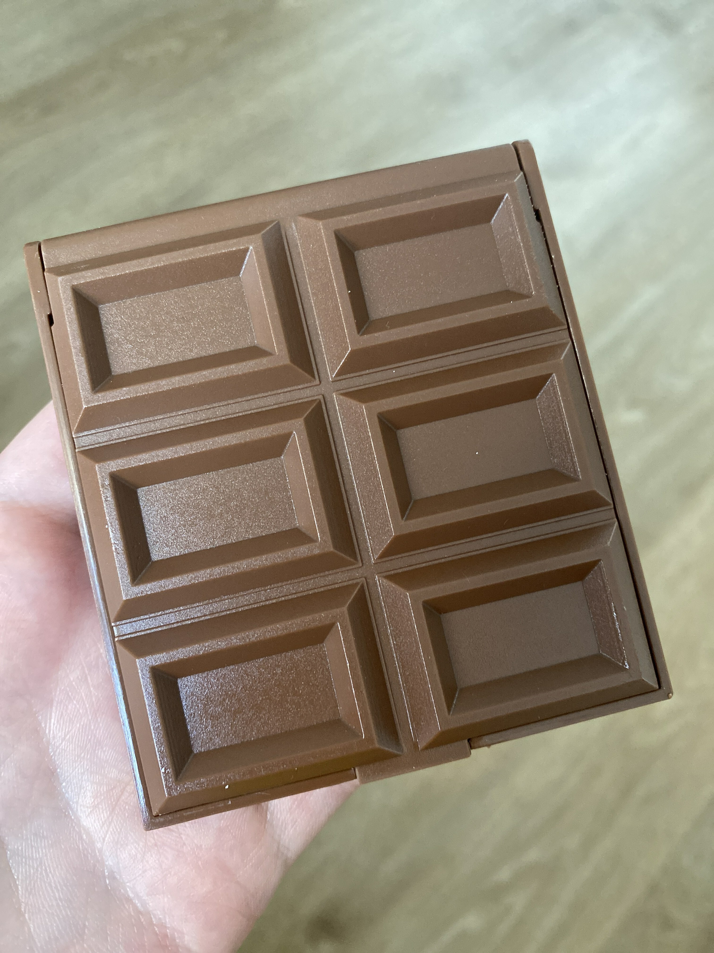 Фотография покупателя товара Зеркало складное «Шоколадное чудо», 7,5 × 8,5 см, цвет МИКС - Фото 7