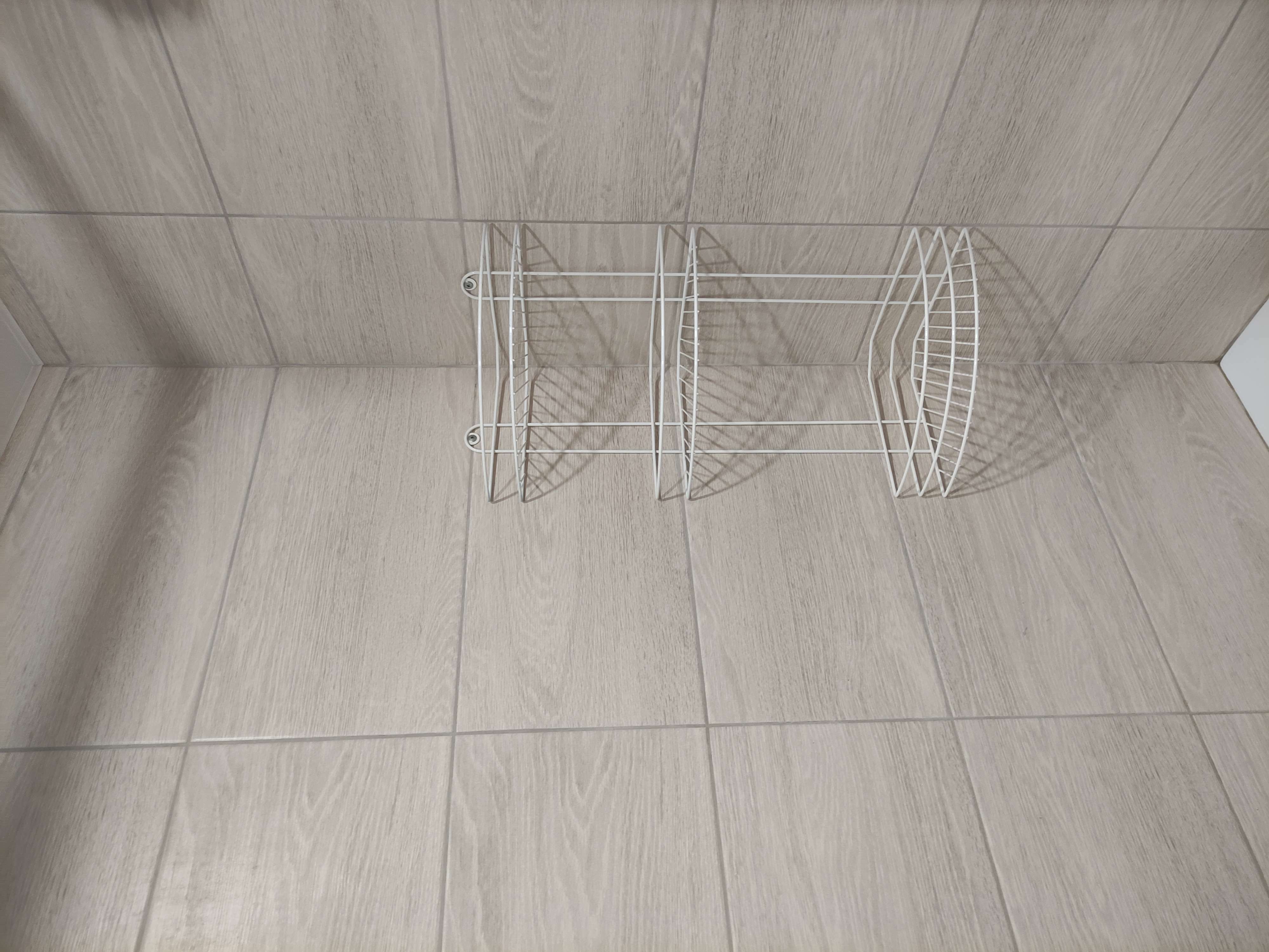 Фотография покупателя товара Полка для ванной угловая 3-х ярусная, 23×58,5 см, цвет белый - Фото 2