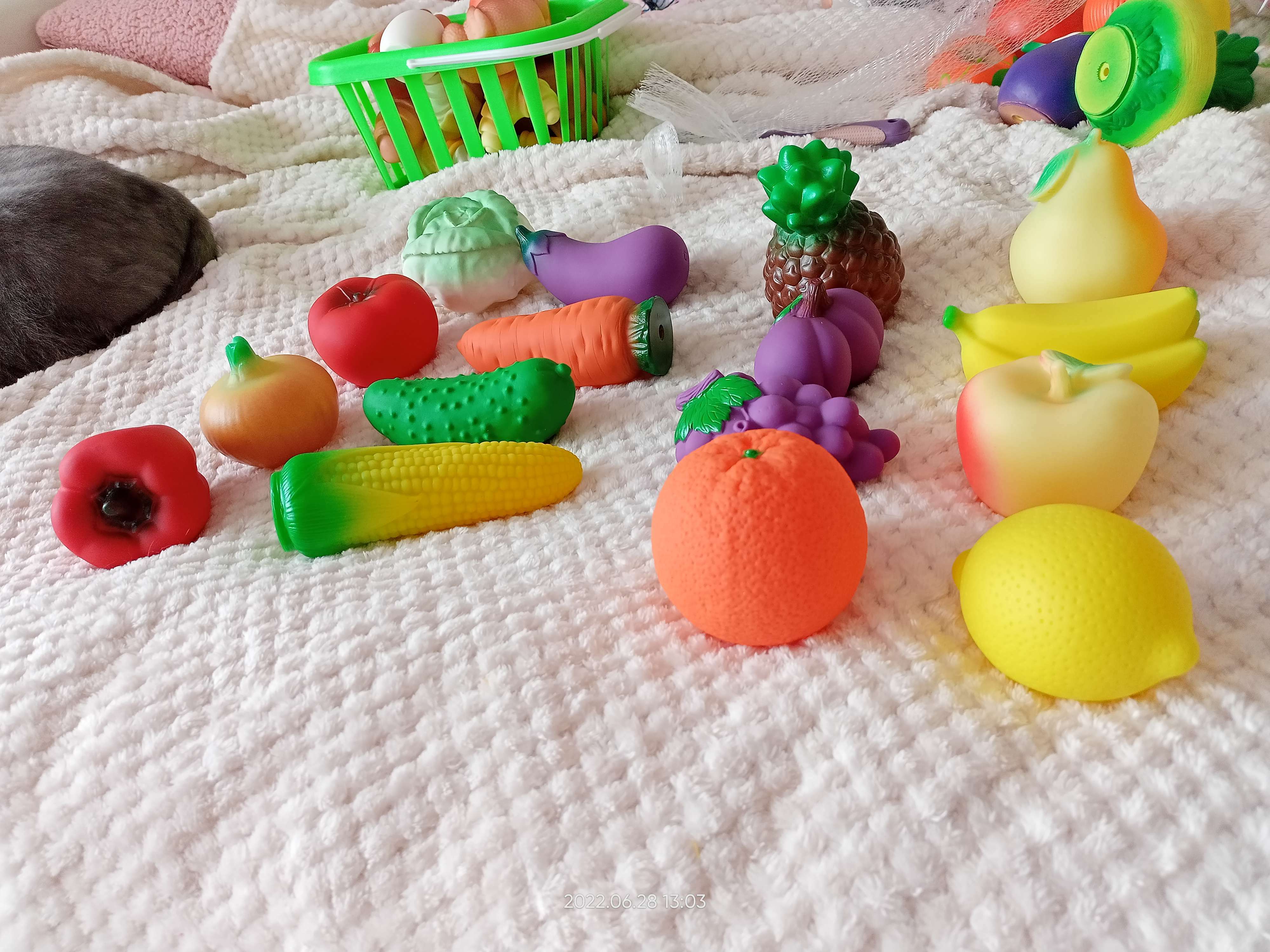 Фотография покупателя товара Набор резиновых игрушек «Овощи»