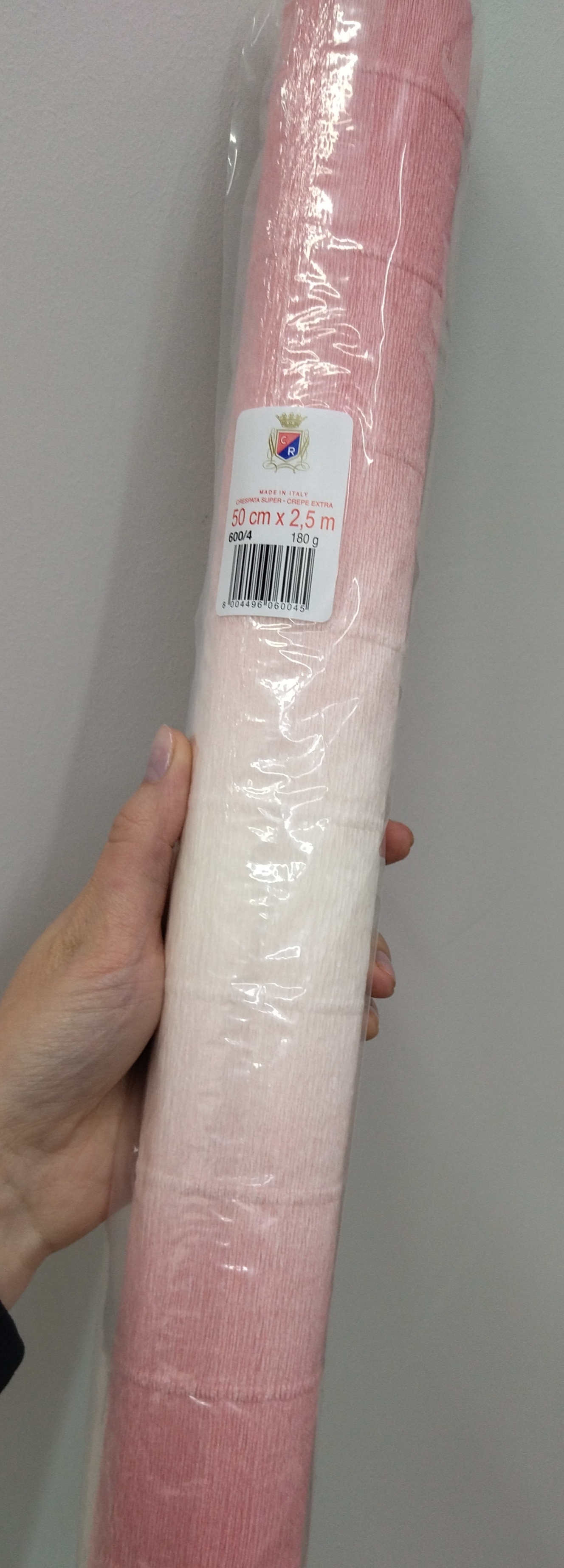 Фотография покупателя товара Бумага гофрированная, "Персиково-розовый" 17А/7, переход цвета, 0,5 х 2,5 м - Фото 1