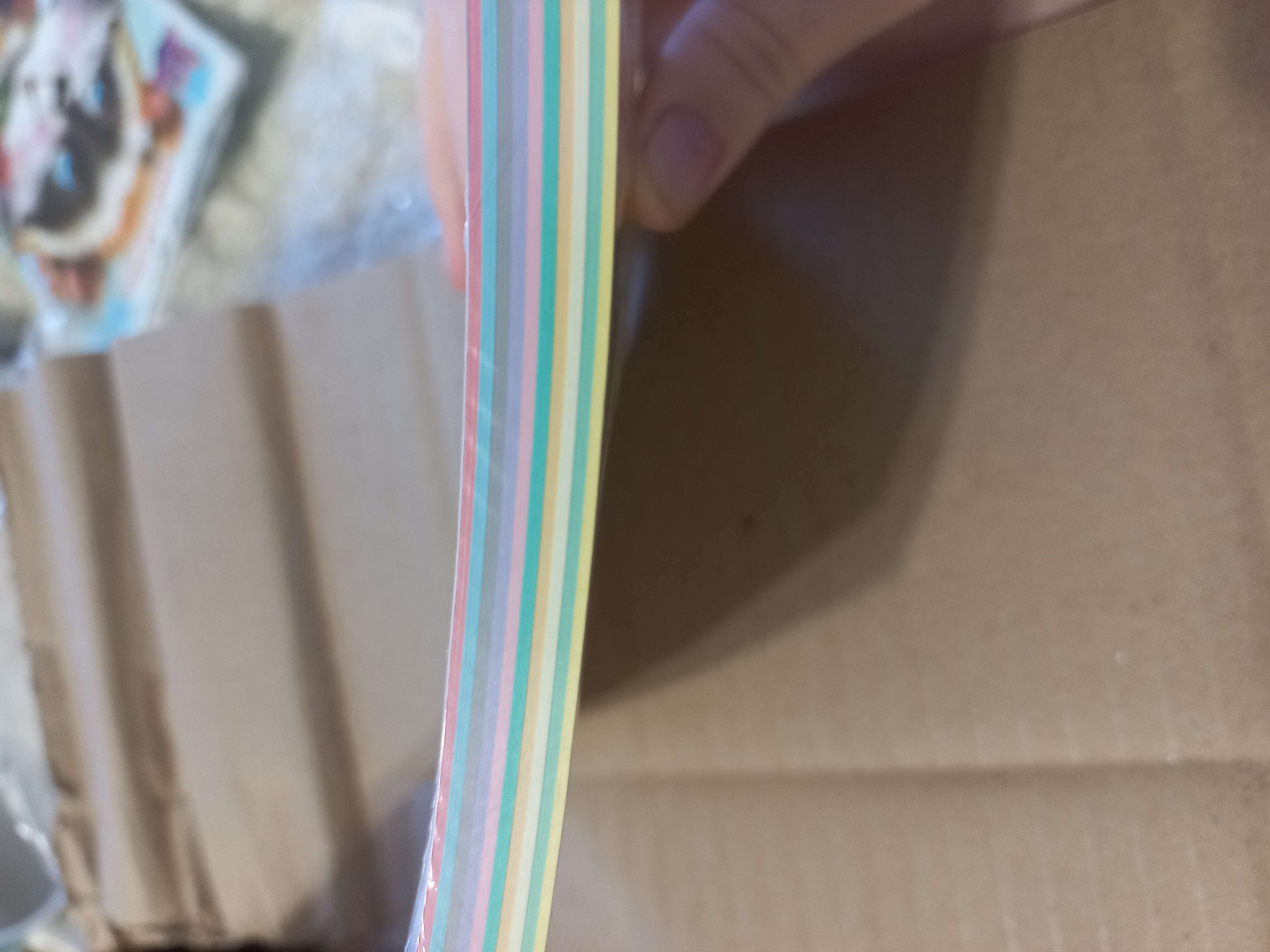 Фотография покупателя товара Бумага цветная для оригами и аппликаций 14 х 14 см, 100 листов CREATIVE Пастельные тона, 10 цветов, 80 г/м2
