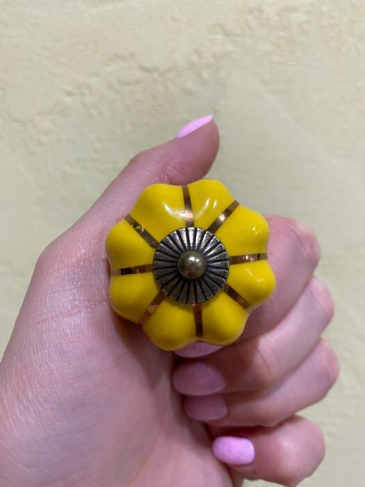 Фотография покупателя товара Ручка-кнопка PEONY Ceramics 001, керамическая, желтая