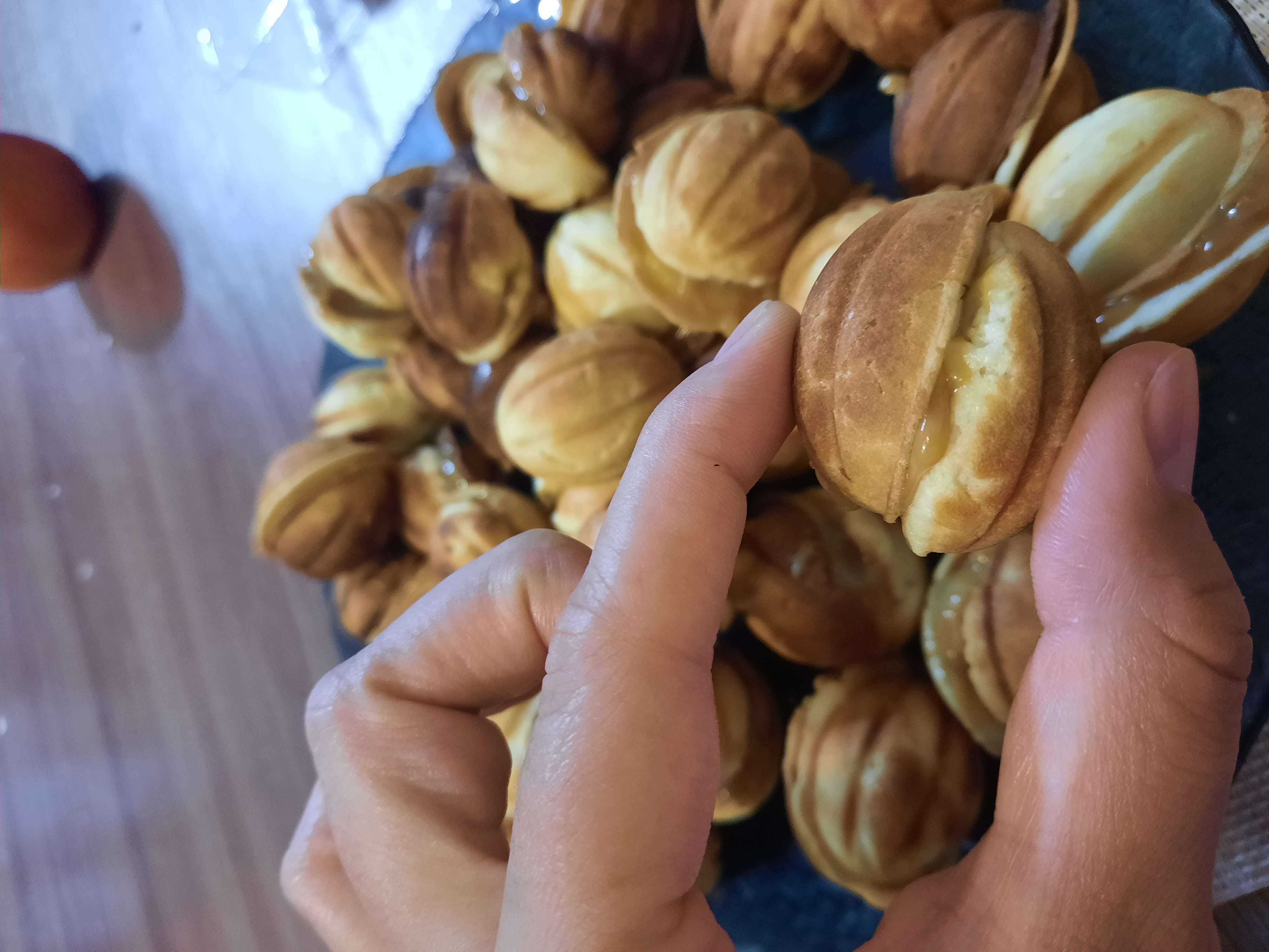 Фотография покупателя товара Форма для выпечки печенья "12 орешков", литой алюминий - Фото 4