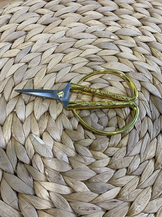 Фотография покупателя товара Ножницы для рукоделия, скошенное лезвие, 7", 17 см, цвет золотой - Фото 12