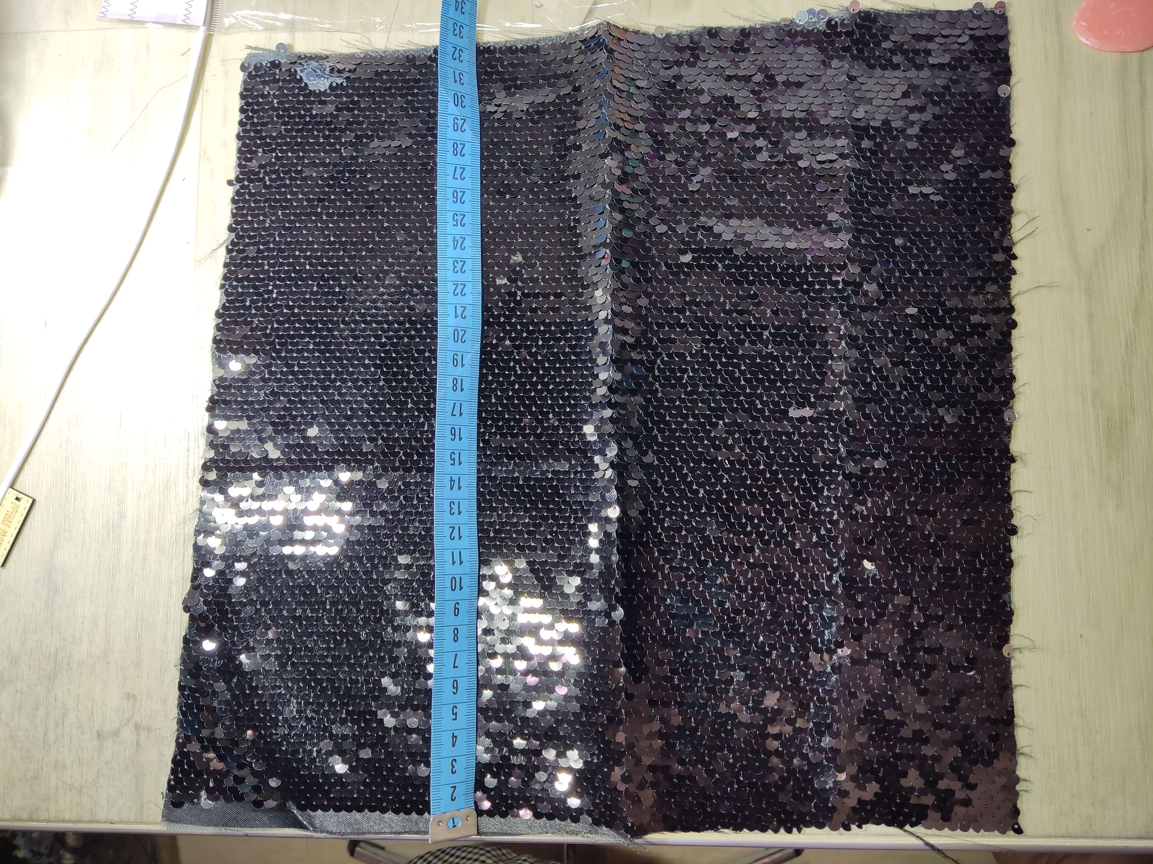 Фотография покупателя товара Ткань для пэчворка «Чёрная-серебряная», 33 × 33 см - Фото 1