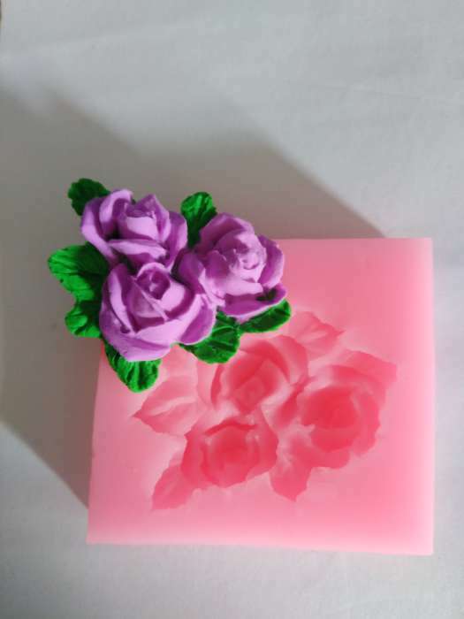 Фотография покупателя товара Молд Доляна «Букет роз», силикон, 4,5×5 см, цвет розовый - Фото 5