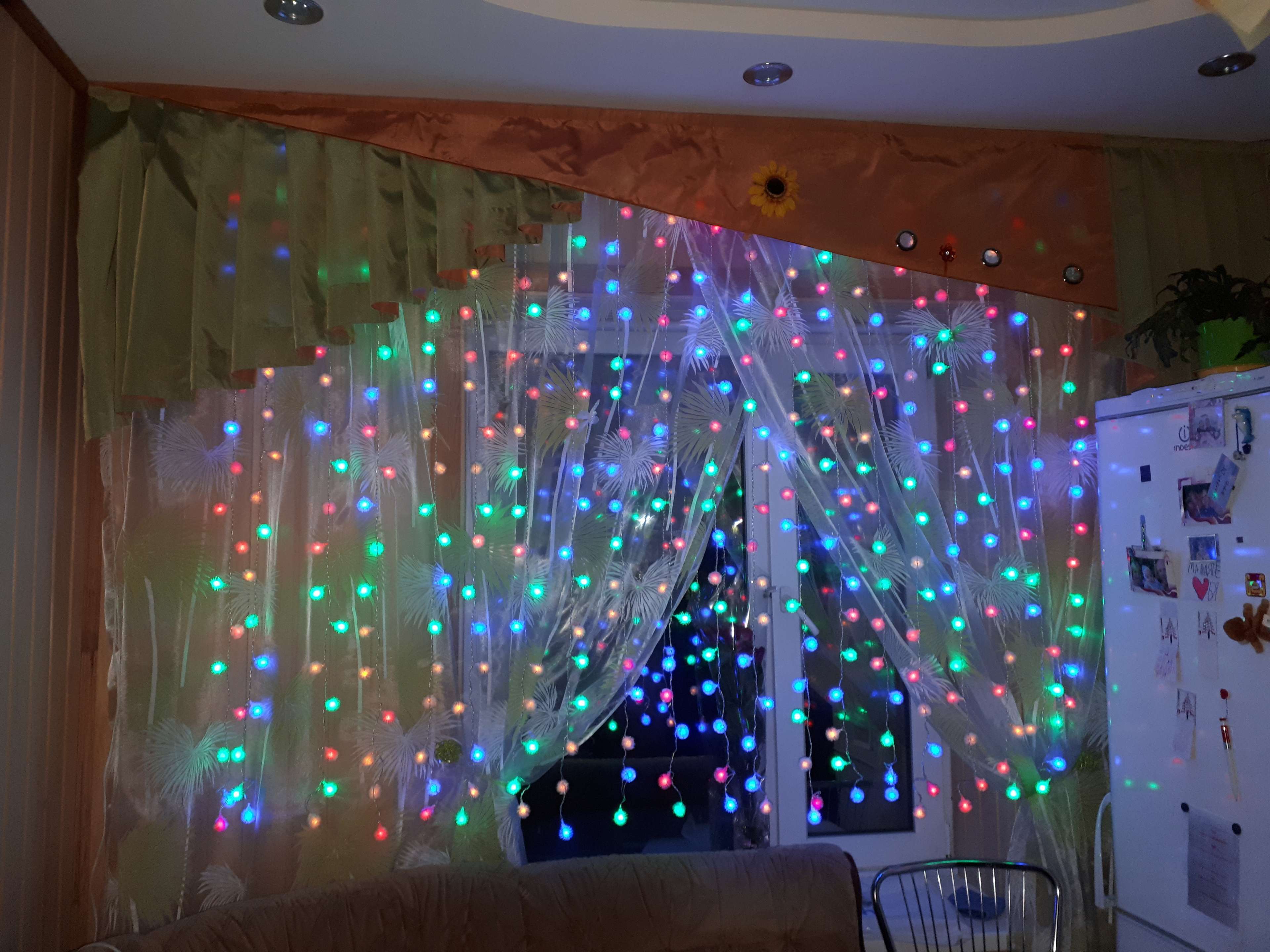 Фотография покупателя товара Гирлянда «Занавес» 2 × 1.5 м с насадками «Шарики», IP20, прозрачная нить, 360 LED, свечение синее, 8 режимов, 220 В - Фото 23