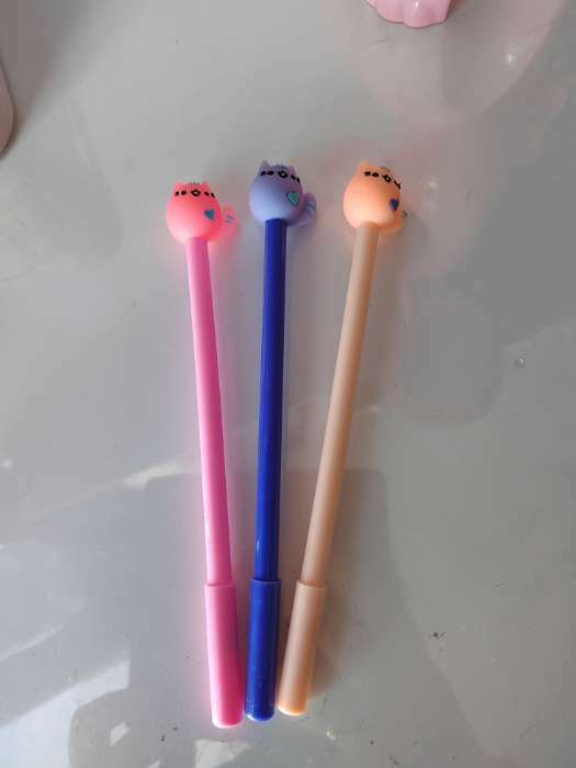 Фотография покупателя товара Ручка-прикол Calligrata «Кошка», синий стержень, гелевая, МИКС - Фото 1