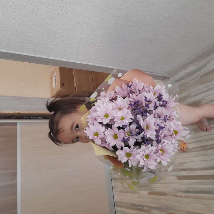 Фотография покупателя товара Пленка для цветов "Серпантин", бело - салатовый, 0,7 х 7,6 м, 40 мкм, 200 г - Фото 3