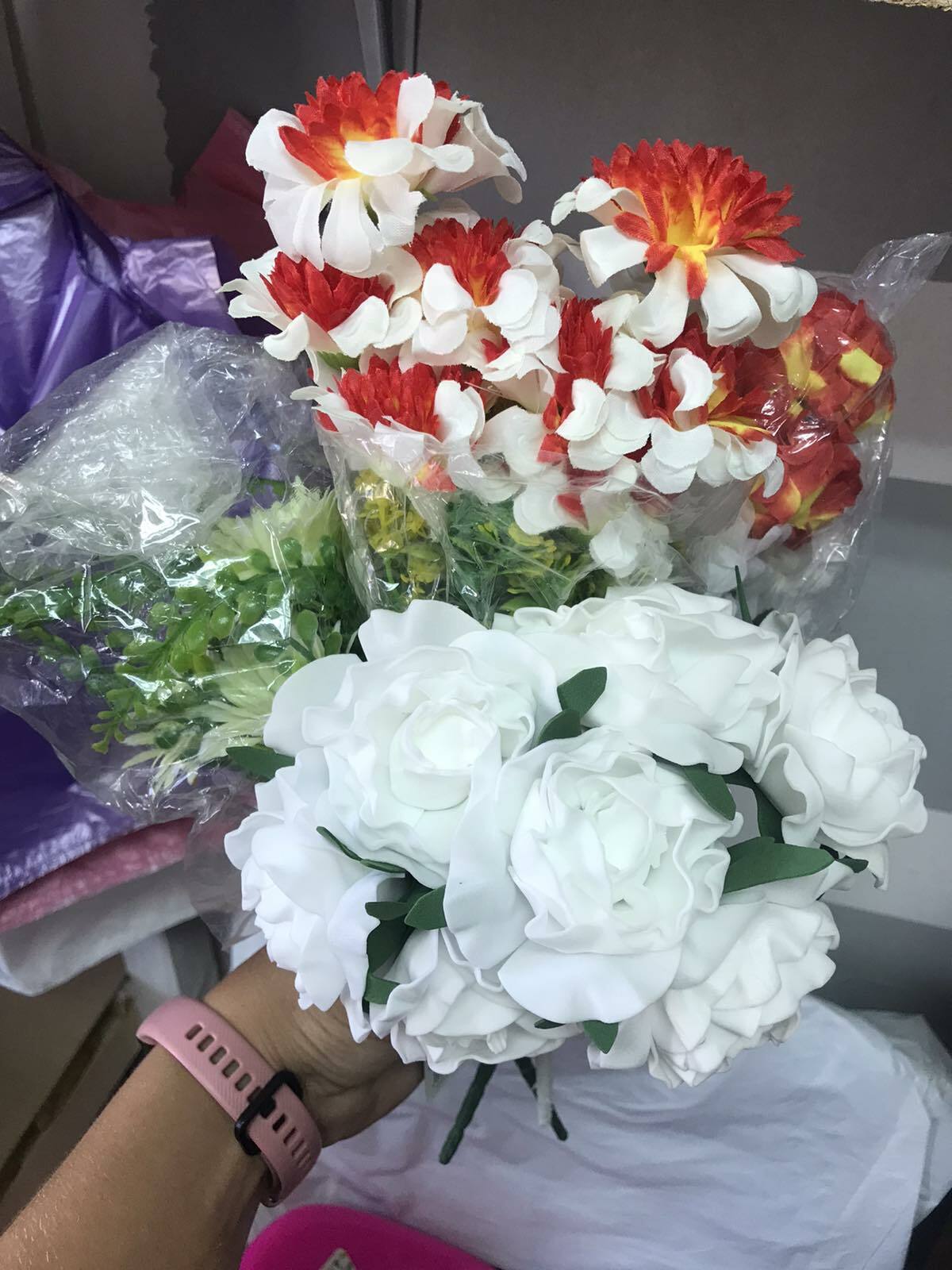 Фотография покупателя товара Букет "Объёмный цветок" 7 цветков, белый - Фото 3