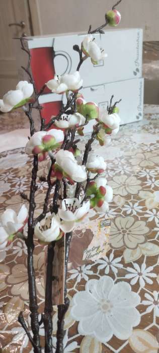 Фотография покупателя товара Цветы искусственные "Веточка сакуры" 2,5х42 см, белый