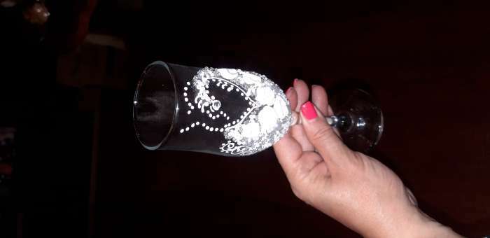 Фотография покупателя товара Набор свадебных бокалов "Шик", с розочками, белый - Фото 3