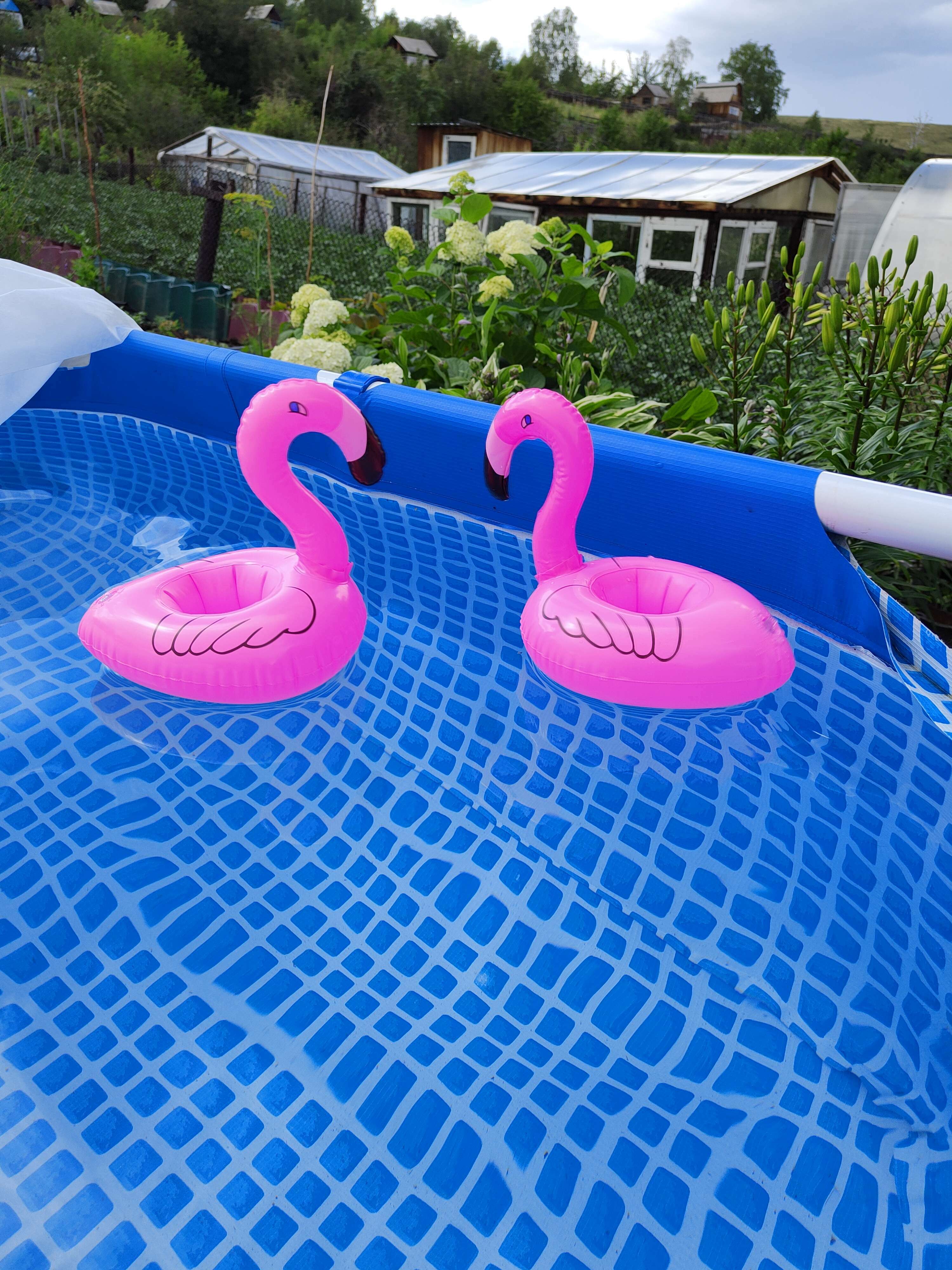 Фотография покупателя товара Игрушка надувная-подставка «Фламинго», 18 см - Фото 3