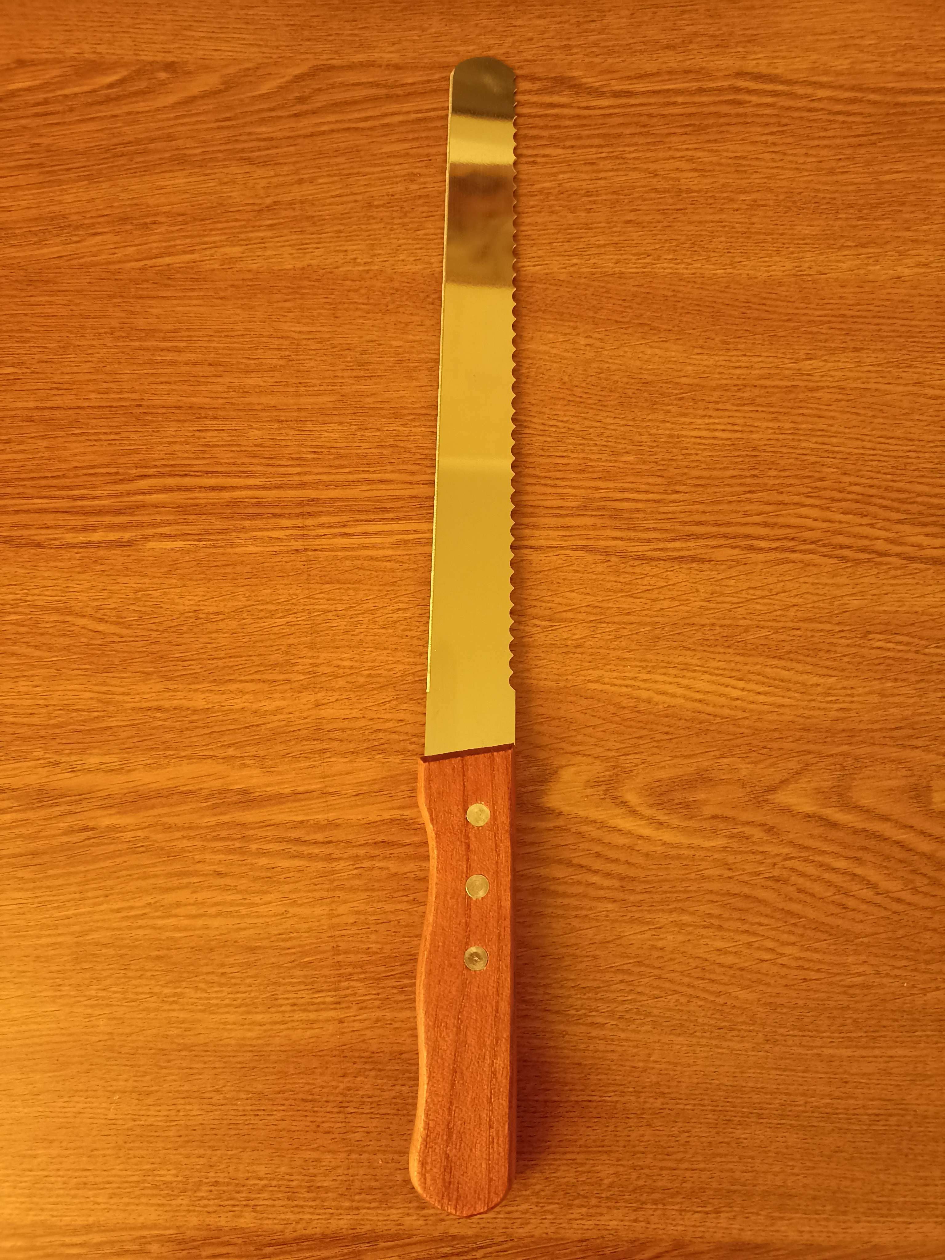 Фотография покупателя товара Нож для бисквита двусторонний KONFINETTA, с крупными зубцами и ровным краем, лезвие 25 см, толщина лезвия 0,9 мм