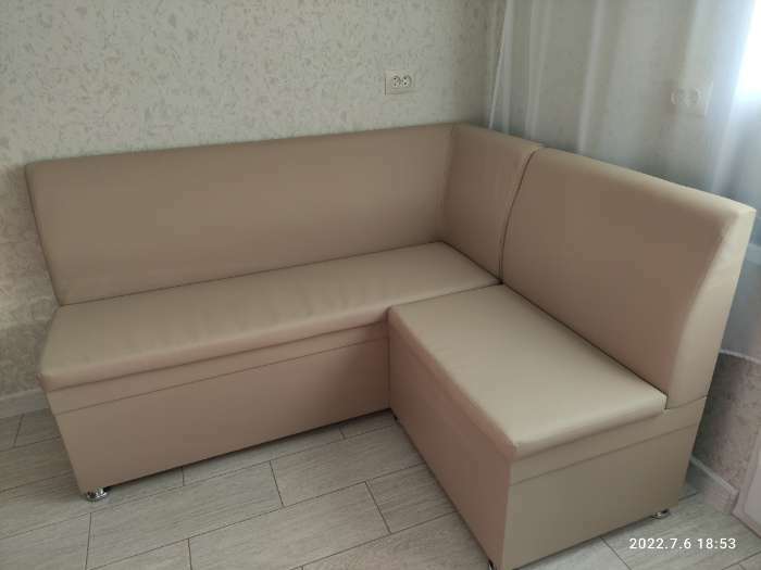Фотография покупателя товара Кухонный угловой диван «Уют», экокожа, цвет коричневый / бежевый - Фото 1