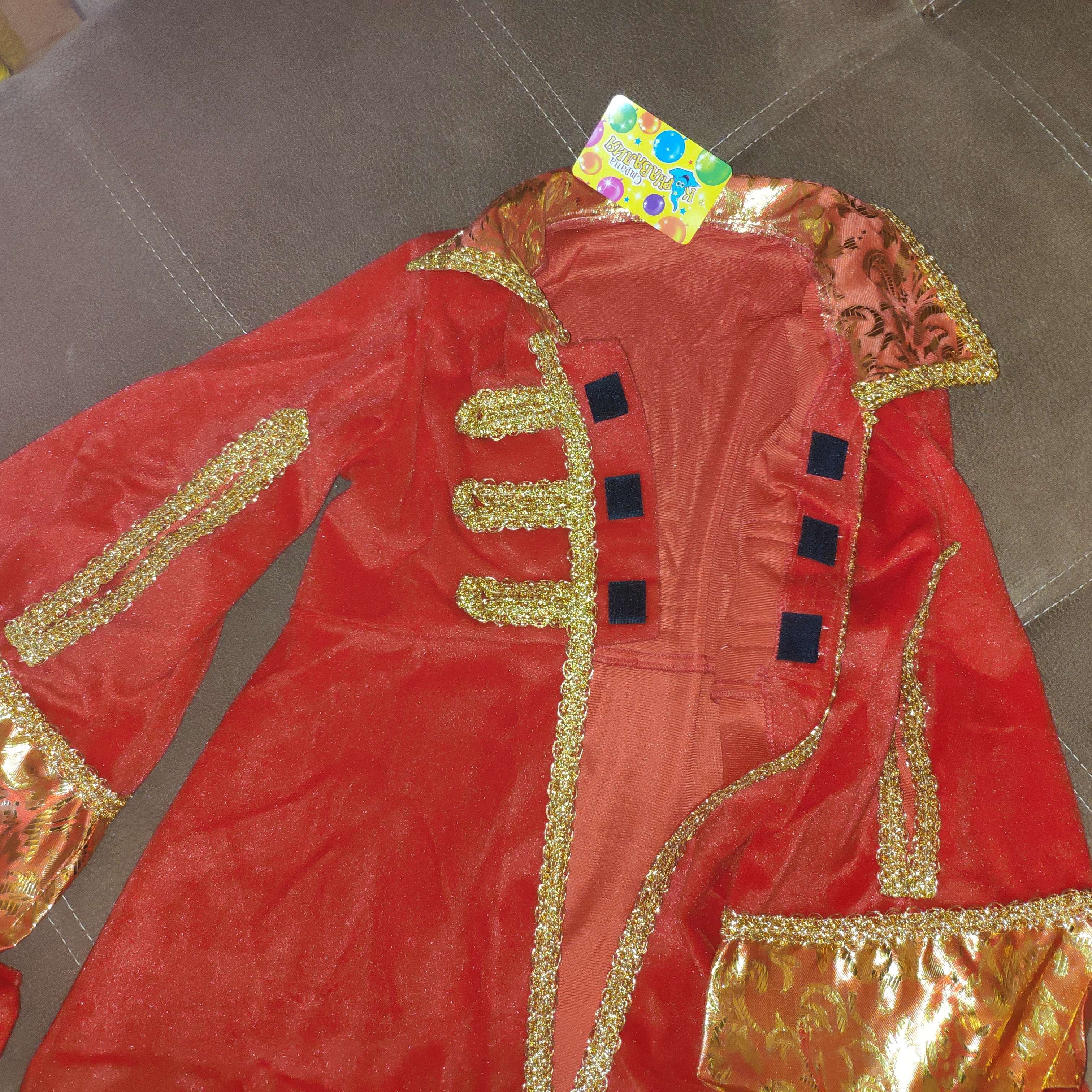 Фотография покупателя товара Детский карнавальный костюм "Царевич", плюш, парча, шапка, кафтан, р-р 32, рост 128-140 см - Фото 4