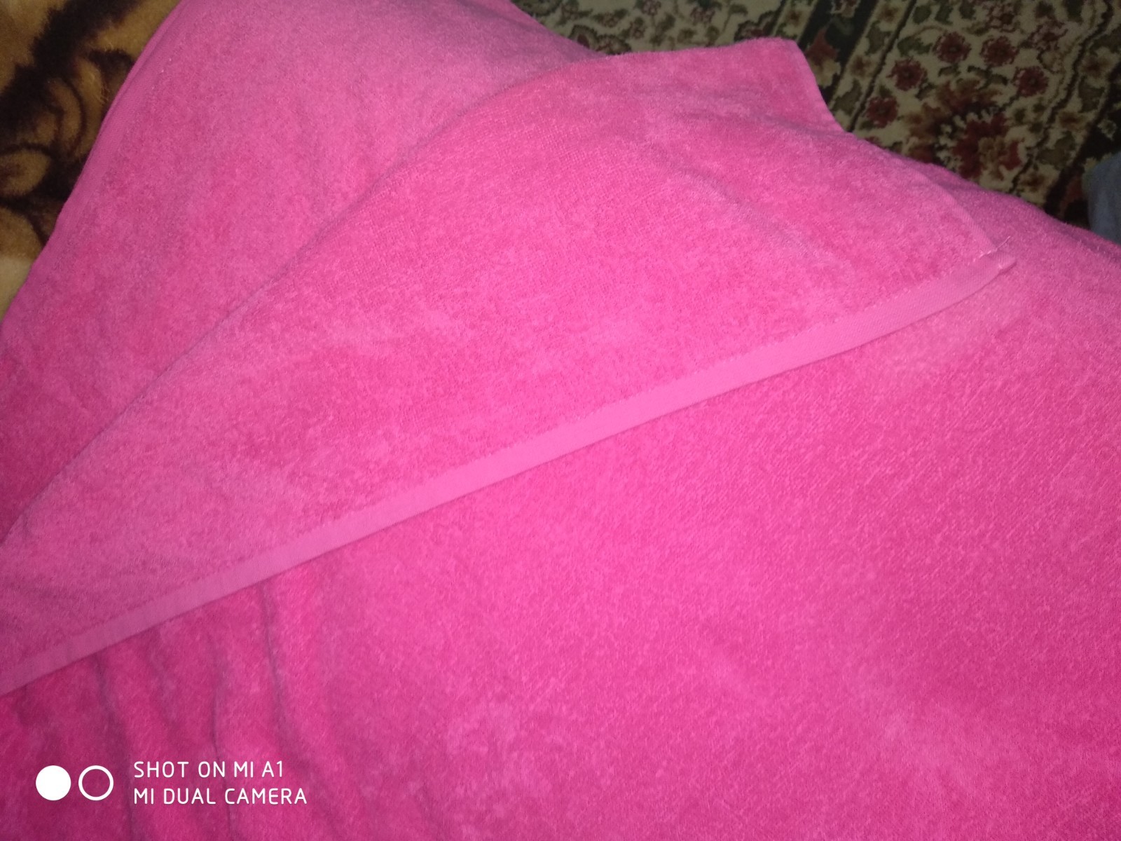 Фотография покупателя товара Простыня махровая "Экономь и Я" 2 сп. (180х212 см), цвет малина, 100% хлопок, 340 г/м2 - Фото 2