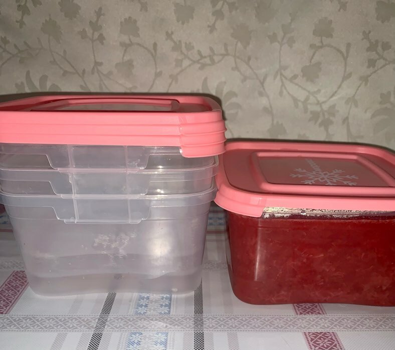 Фотография покупателя товара Набор квадратных контейнеров для замораживания продуктов «Морозко», 1 л, цвет МИКС